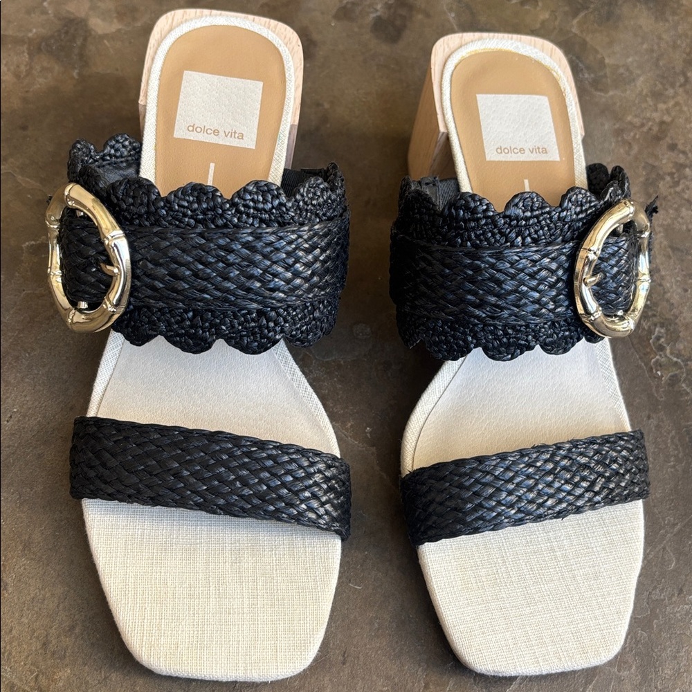 Dolce Vita Zophy Sandal - Picture 3 of 14